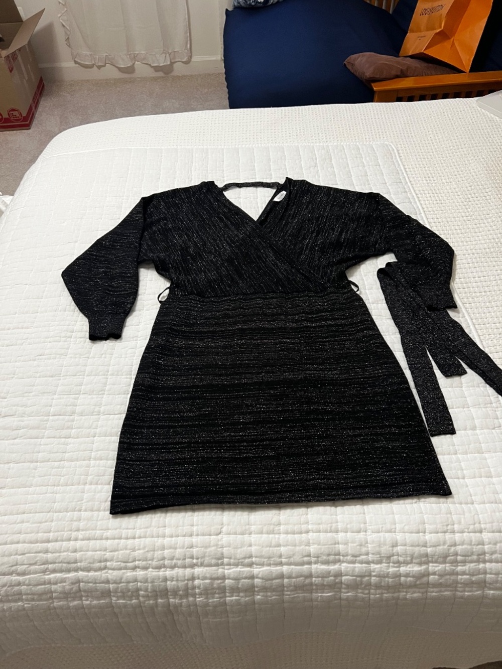 GENTLY  USED - evening dress - Picture 4 of 12